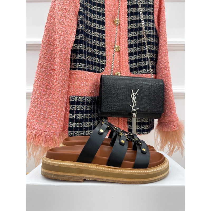 Ce**e slippers